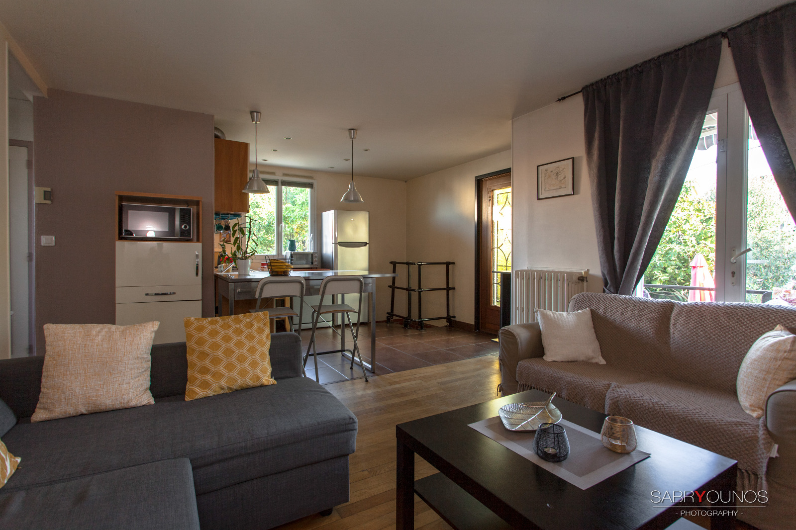 Maison avec terrasse — lumière naturelle — vue 15